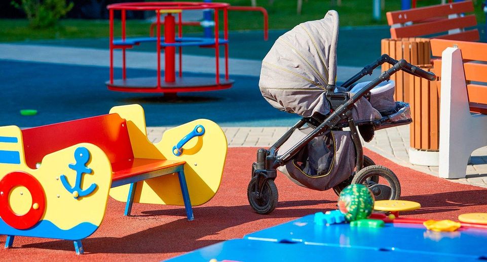 Сервис по аренде детских колясок планируют запустить в Москве | РИАМО