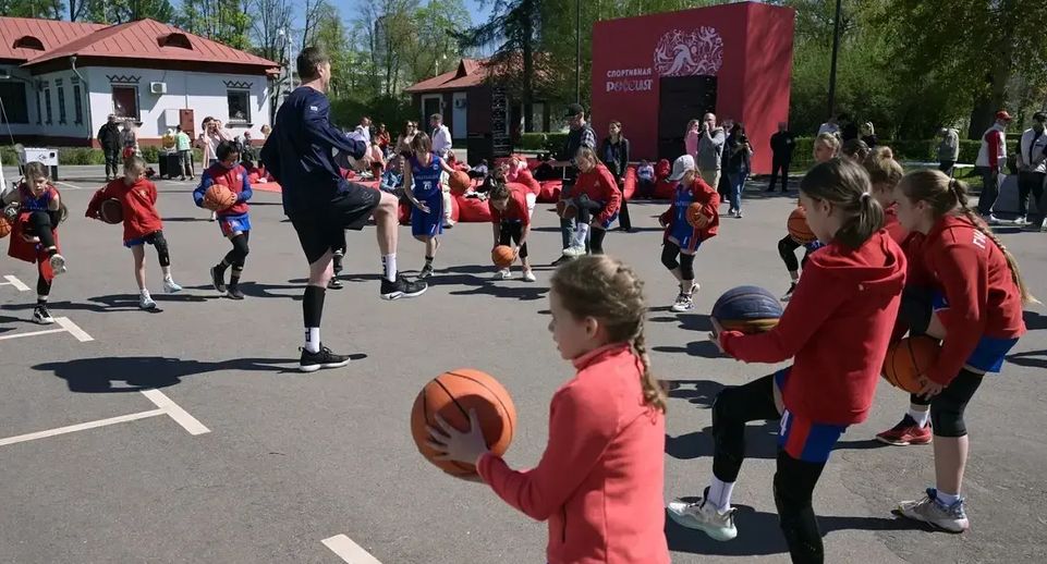 Баскетболистки Подмосковья поучаствовали в открытии площадки «Спортивная Россия»