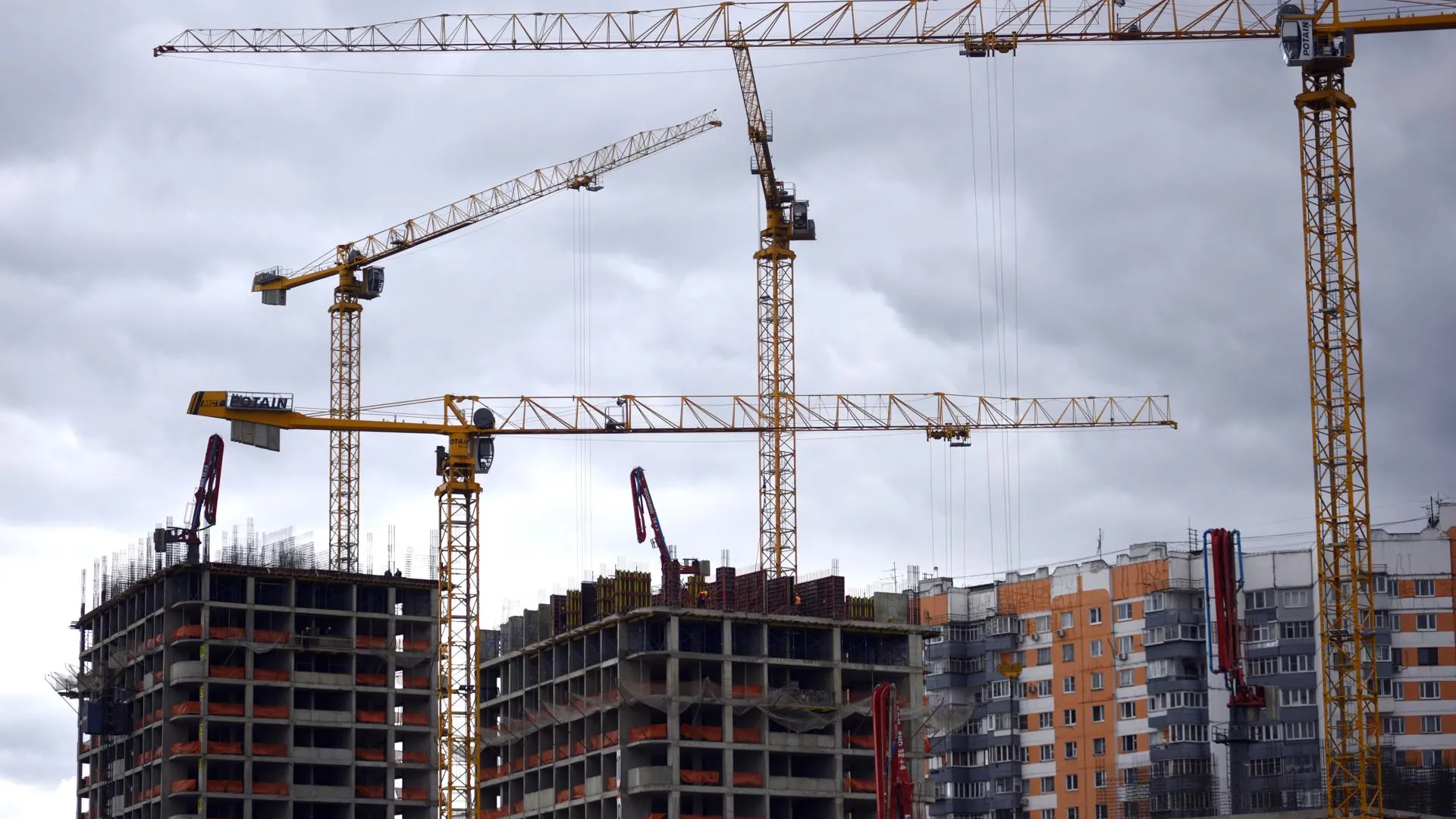 Риелтор Чурилов: ограничение прибыли застройщиков приведет к росту цен на жилье