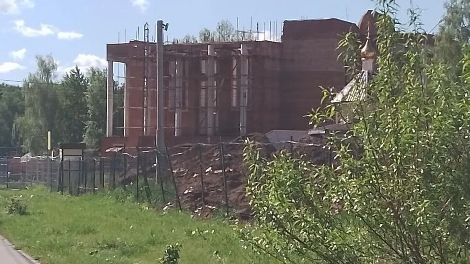 В Подольске собирают средства на возобновление строительства Никольского храма