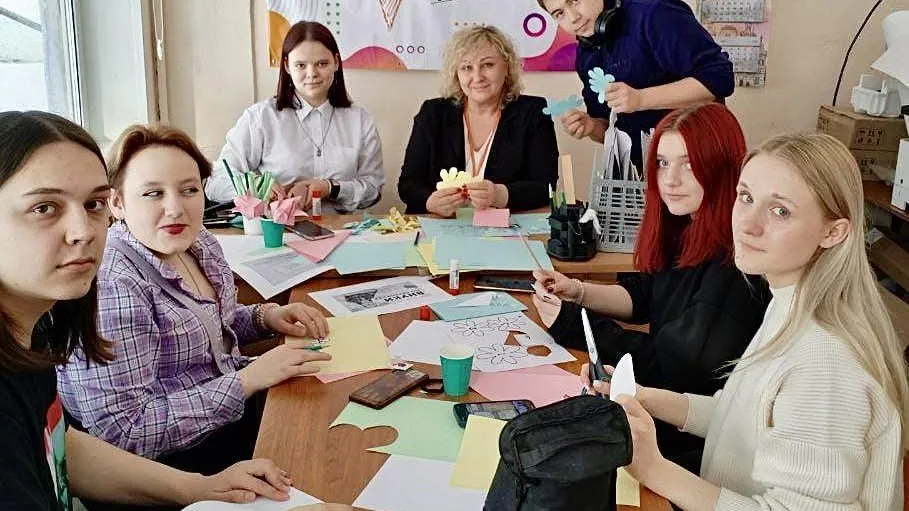 Учащиеся Подмосковья отправили более 25 тыс писем в дома престарелых с начала года
