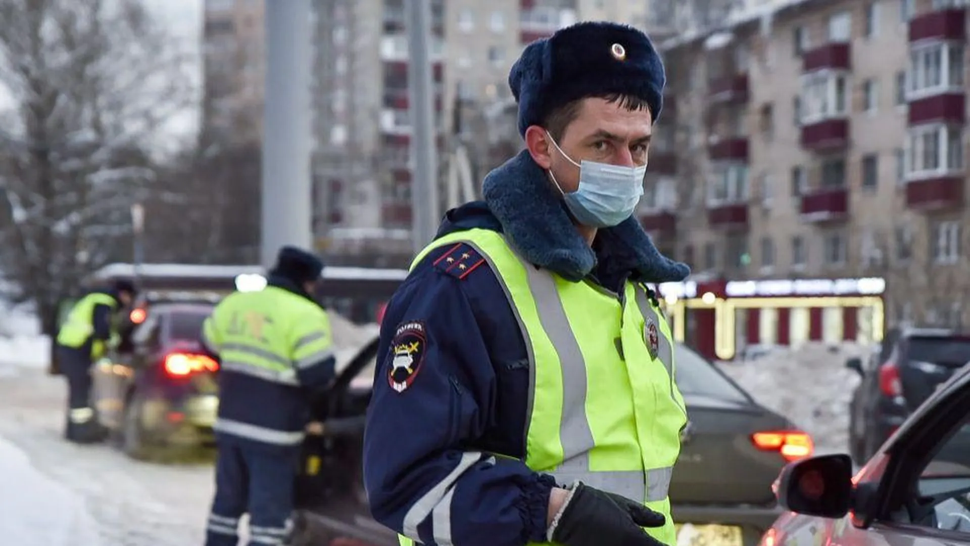 Водителям Люберец напомнили, куда обращаться за помощью при ДТП и поломках  | РИАМО в Люберцах