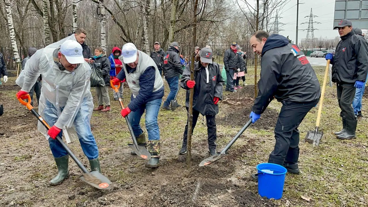 Сотрудники комитета по конкурентной политике поучаствовали в субботнике в Химках