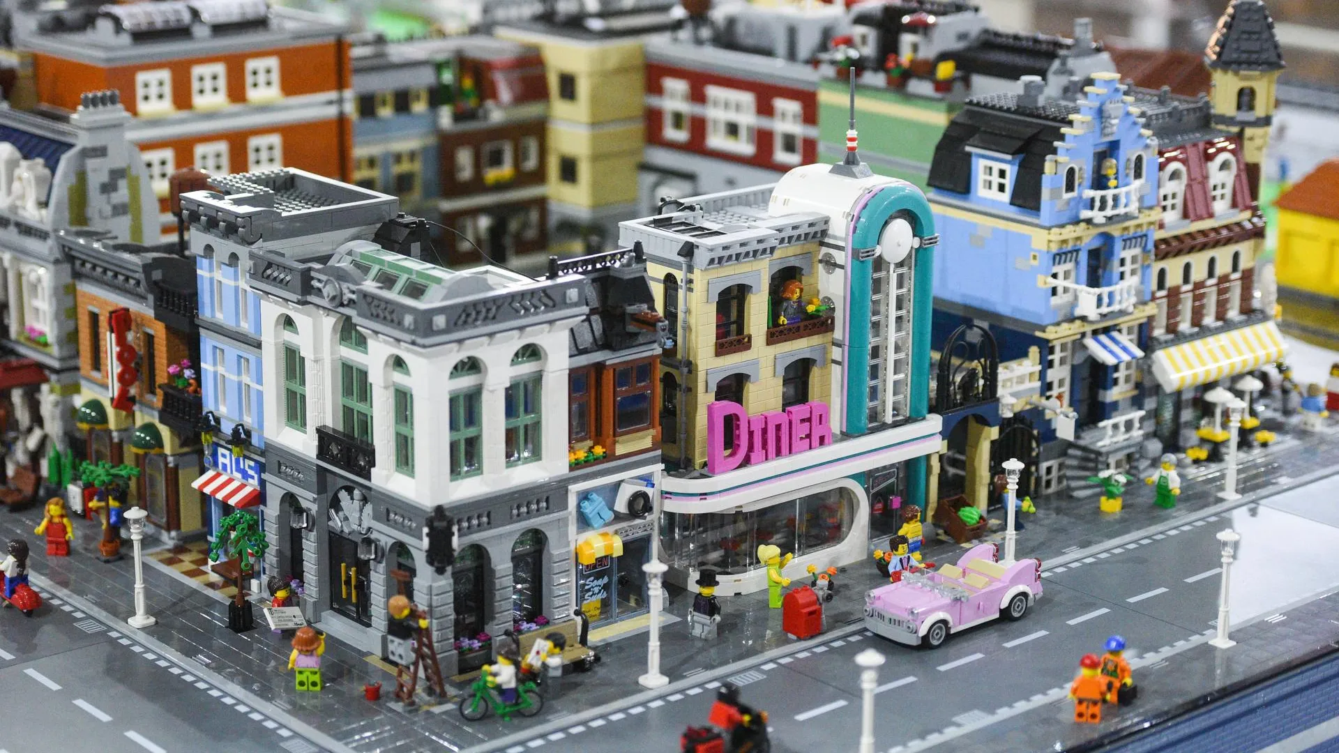 От Колизея до Дарта Вейдера: как работает самый большой музей LEGO в России