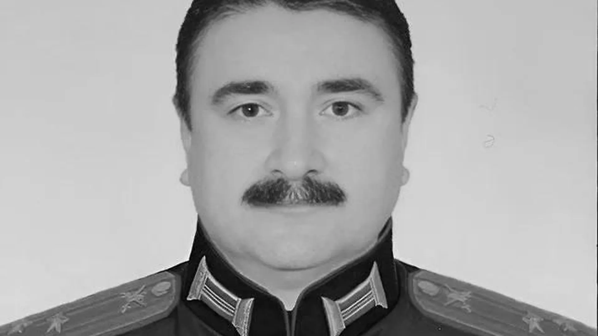 Дагестанский полковник Магомедали Магомеджанов посмертно стал Героем России