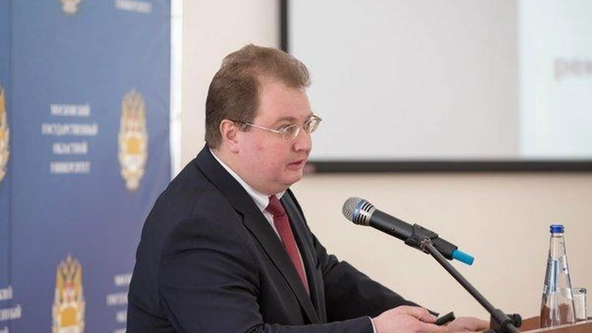 Воробьев вручил ректору МГОУ орден за заслуги перед Московской областью III степени