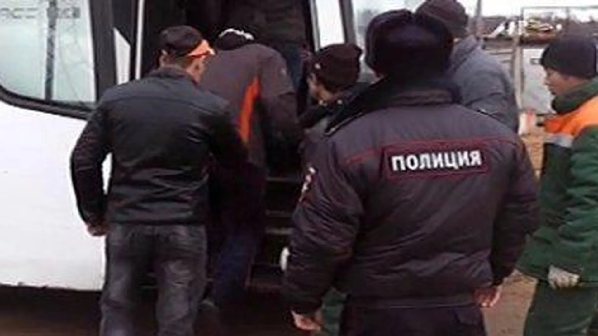 Уроженцев Средней Азии задержали по подозрению в краже 10 тыс лампочек в Мытищах