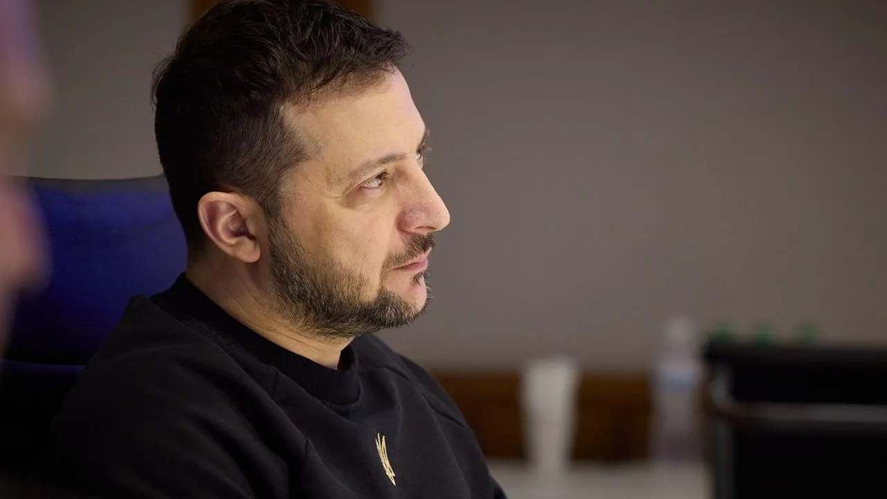 Политолог Васильев рассказал, какие статьи конституции Украины нарушил Зеленский