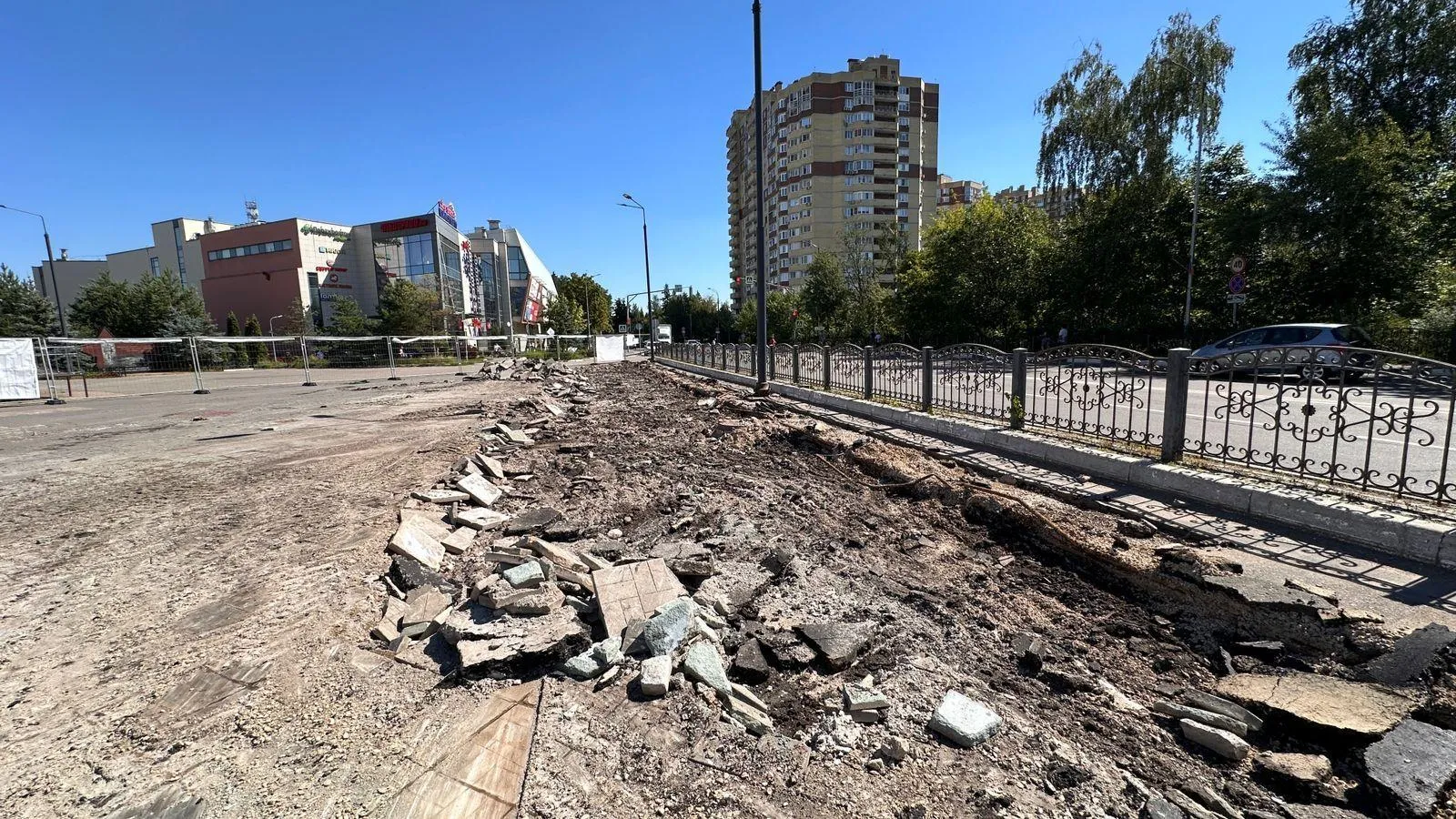 В Краснознаменске начались демонтажные работы на площади имени Ленина
