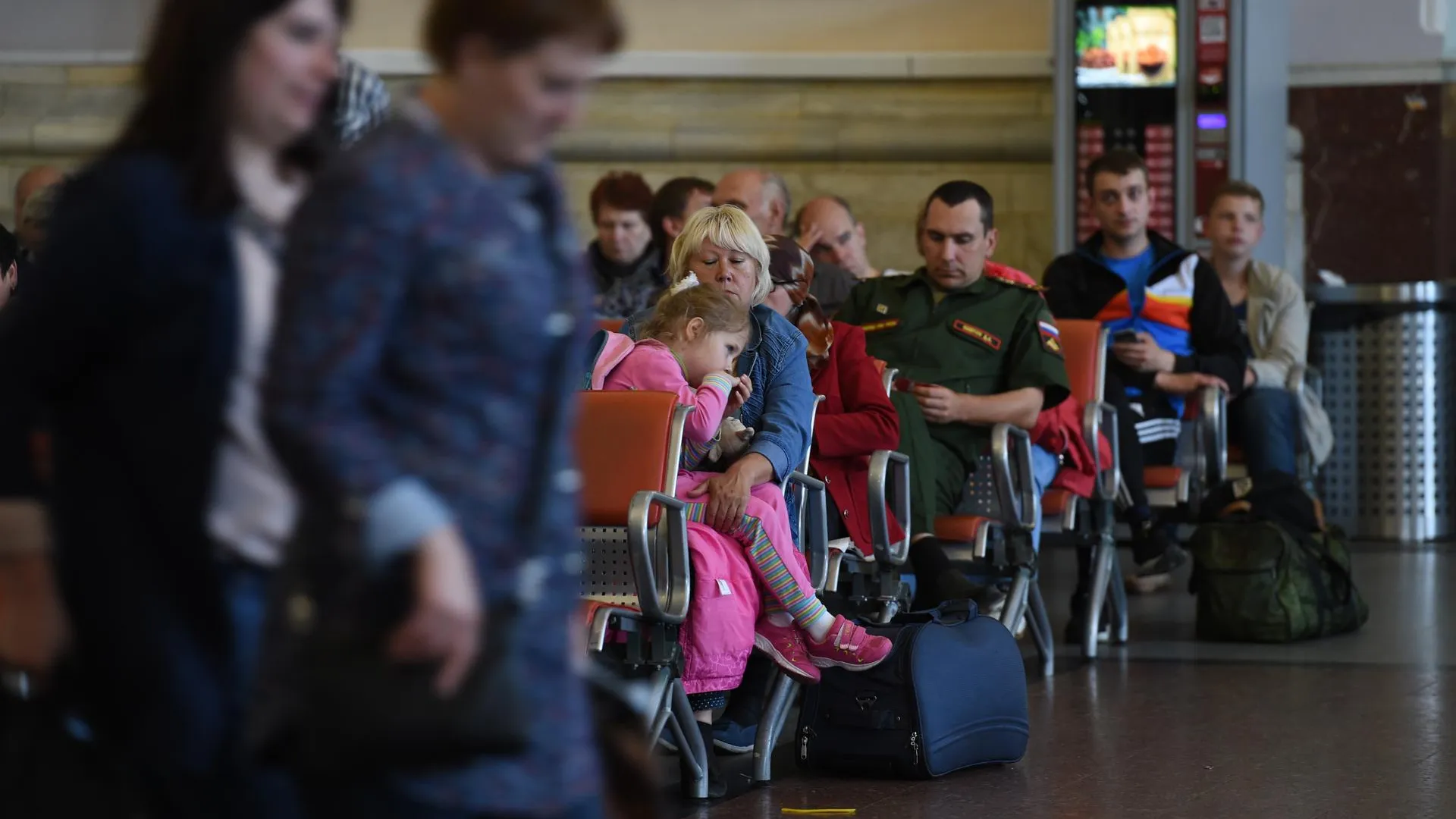 Павильон открыли для пассажиров после столкновения поездов на Курском вокзале в Москве