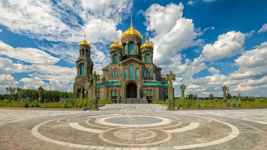 В подмосковном парке «Патриот» высадят геоглиф к 80-летию Победы в ВОВ