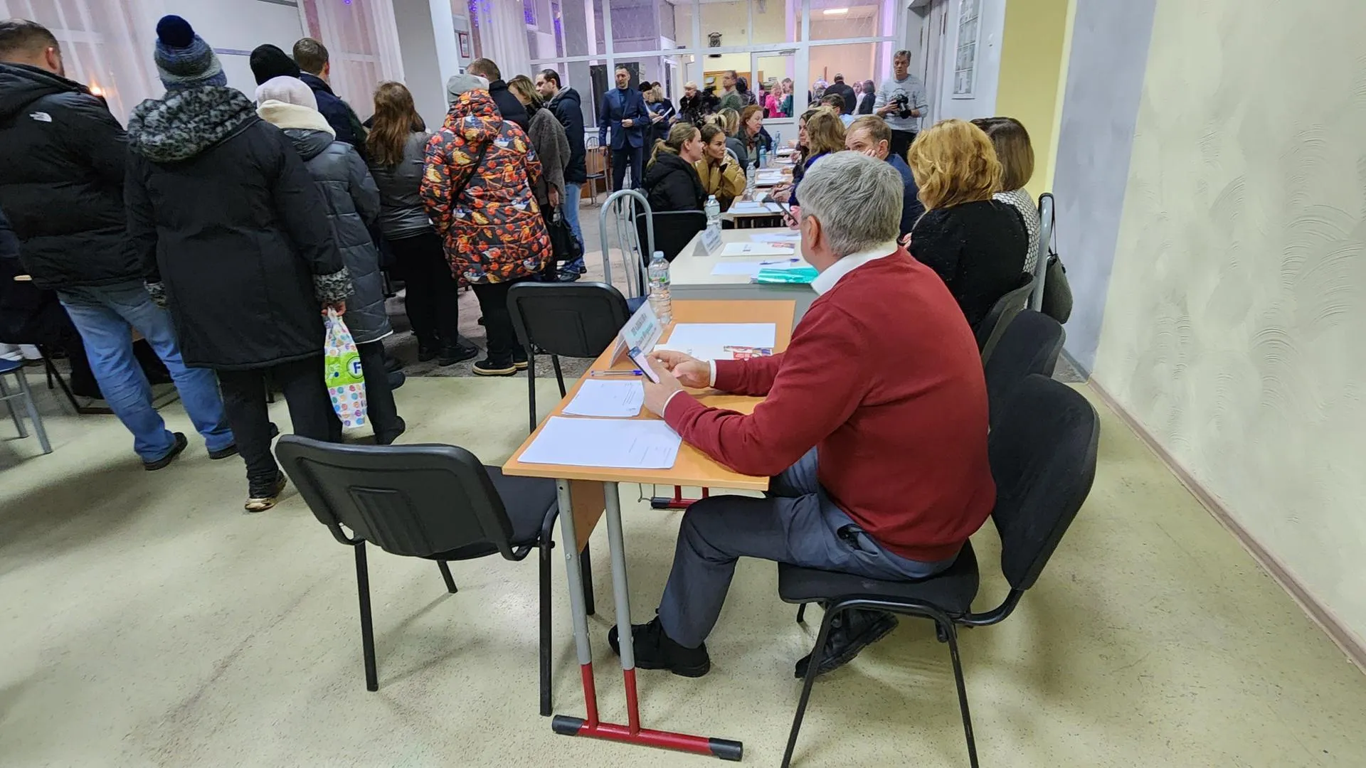 Жители мкрн Силикатная в Подольске добились возвращения ответственного  сотрудника УК | РИАМО в Подольске