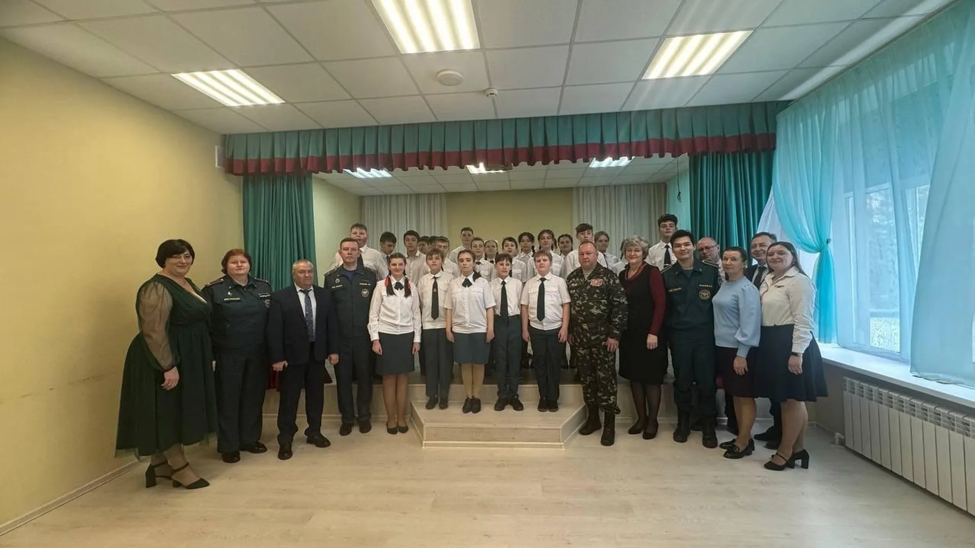 Учащихся Вербиловской школы в Талдомском округе торжественно посвятили в кадеты