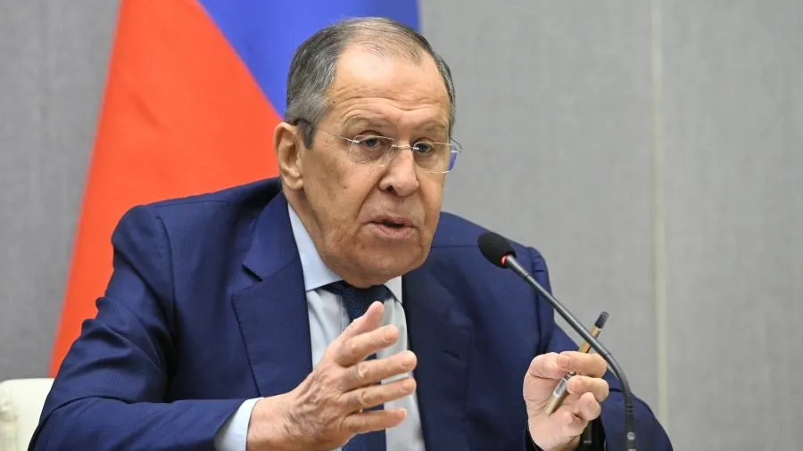 Лавров: РФ развернет дополнительные вооружения в ответ на расширение НАТО