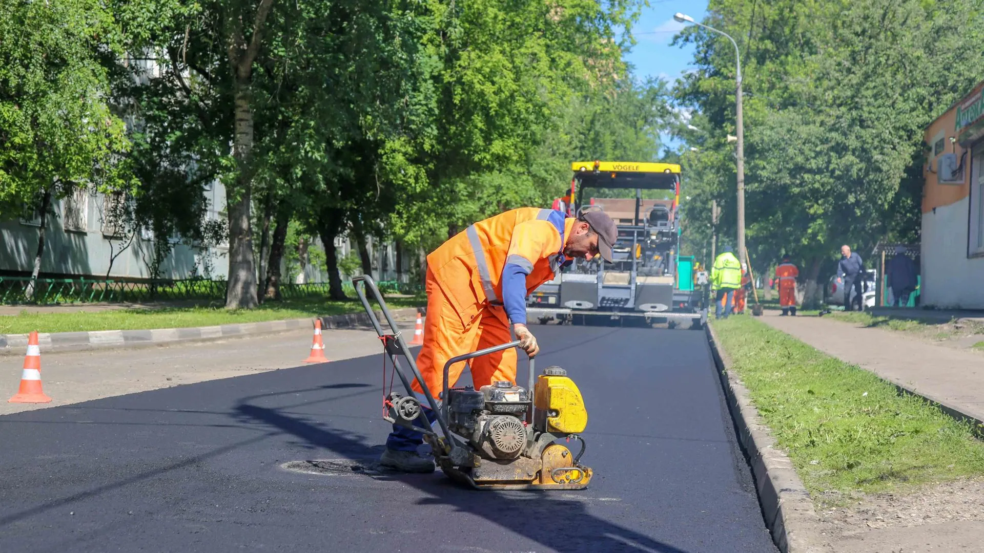 Свыше 20 муниципальных дорог отремонтировали в Люберцах с начала года