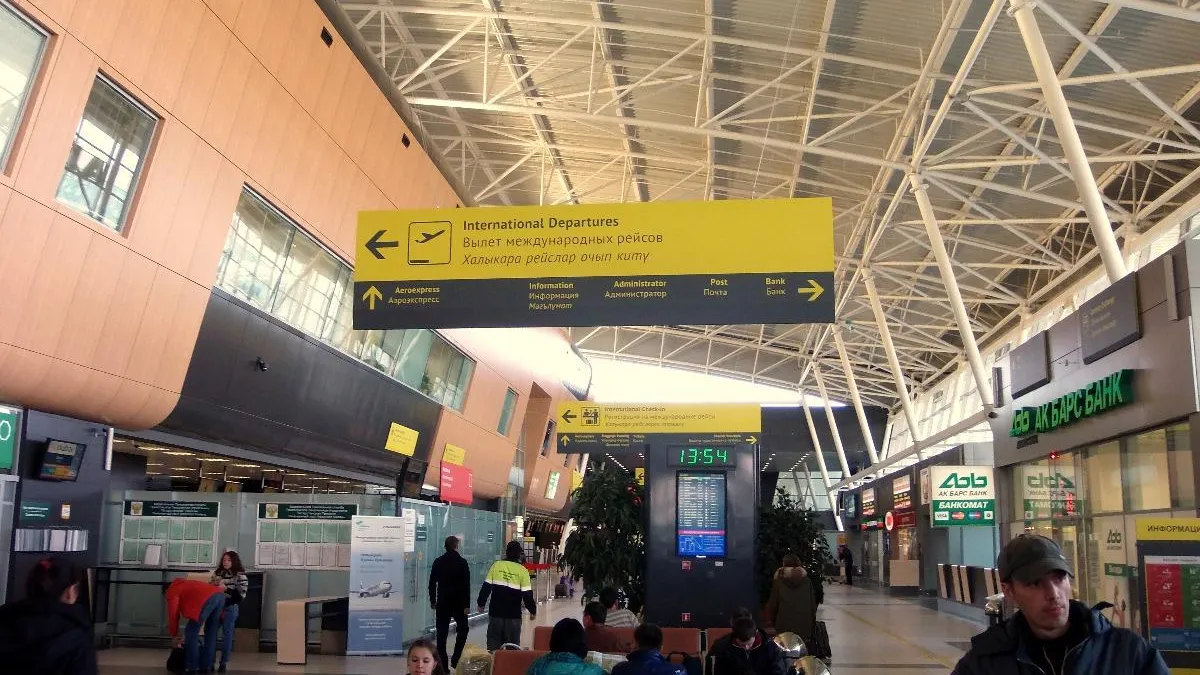 Аэропорт Казани вернулся к штатной работе после ввода ограничений