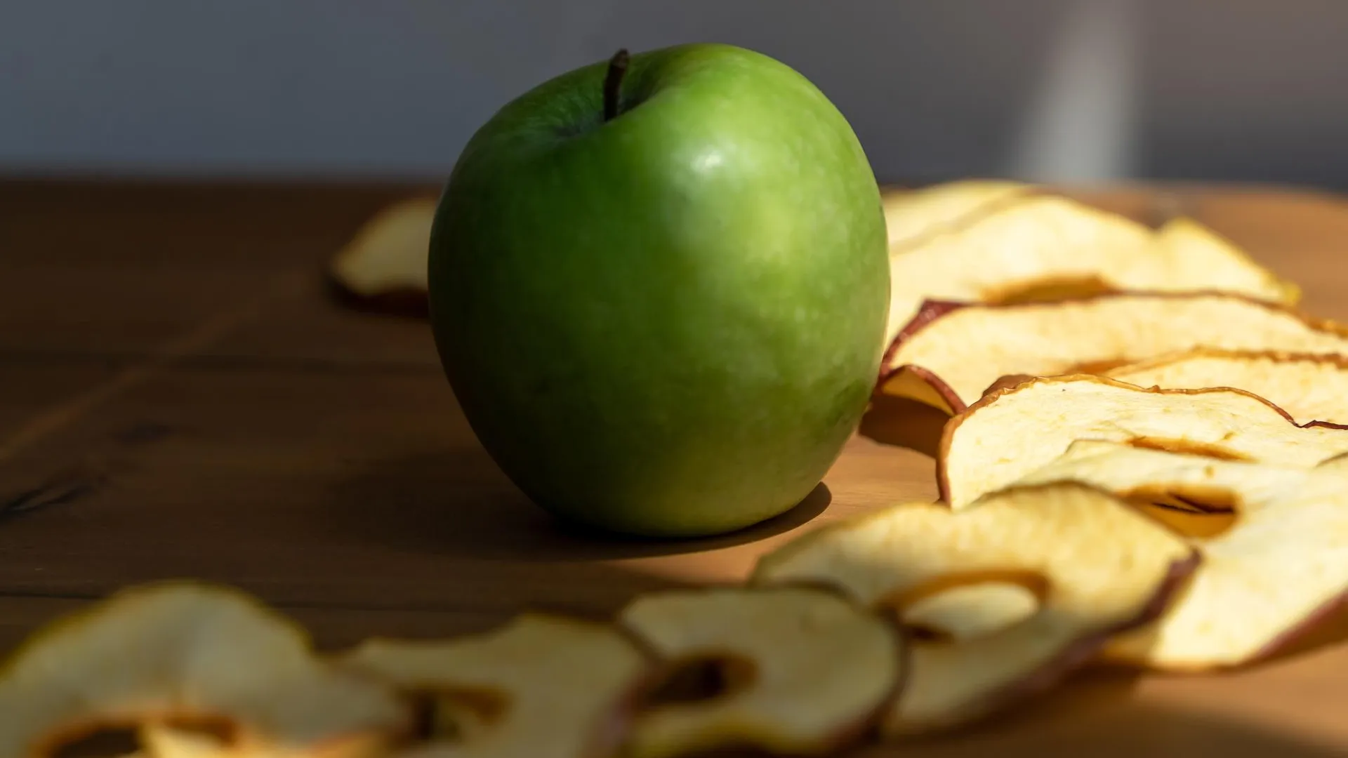 Экологическая акция по переработке яблок и арбузов стартовала в Подмосковье