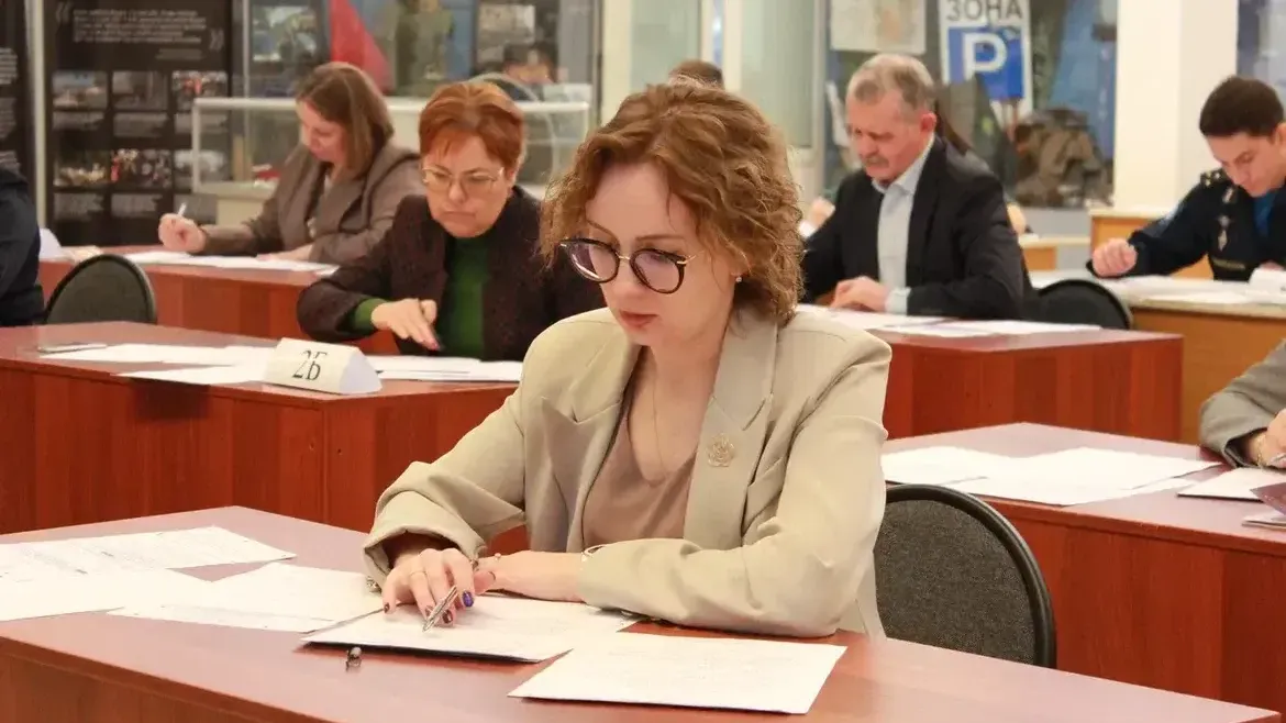 В Подмосковье прошла акция «Сдаем вместе. День сдачи ЕГЭ родителями»