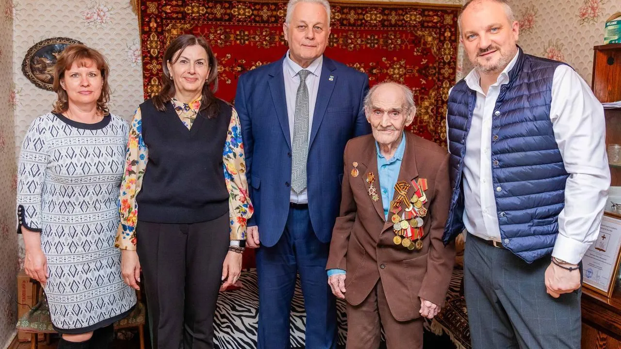 В Кашире ветерану ВОВ Ивану Касаткину присвоили звание «Почетный гражданин»