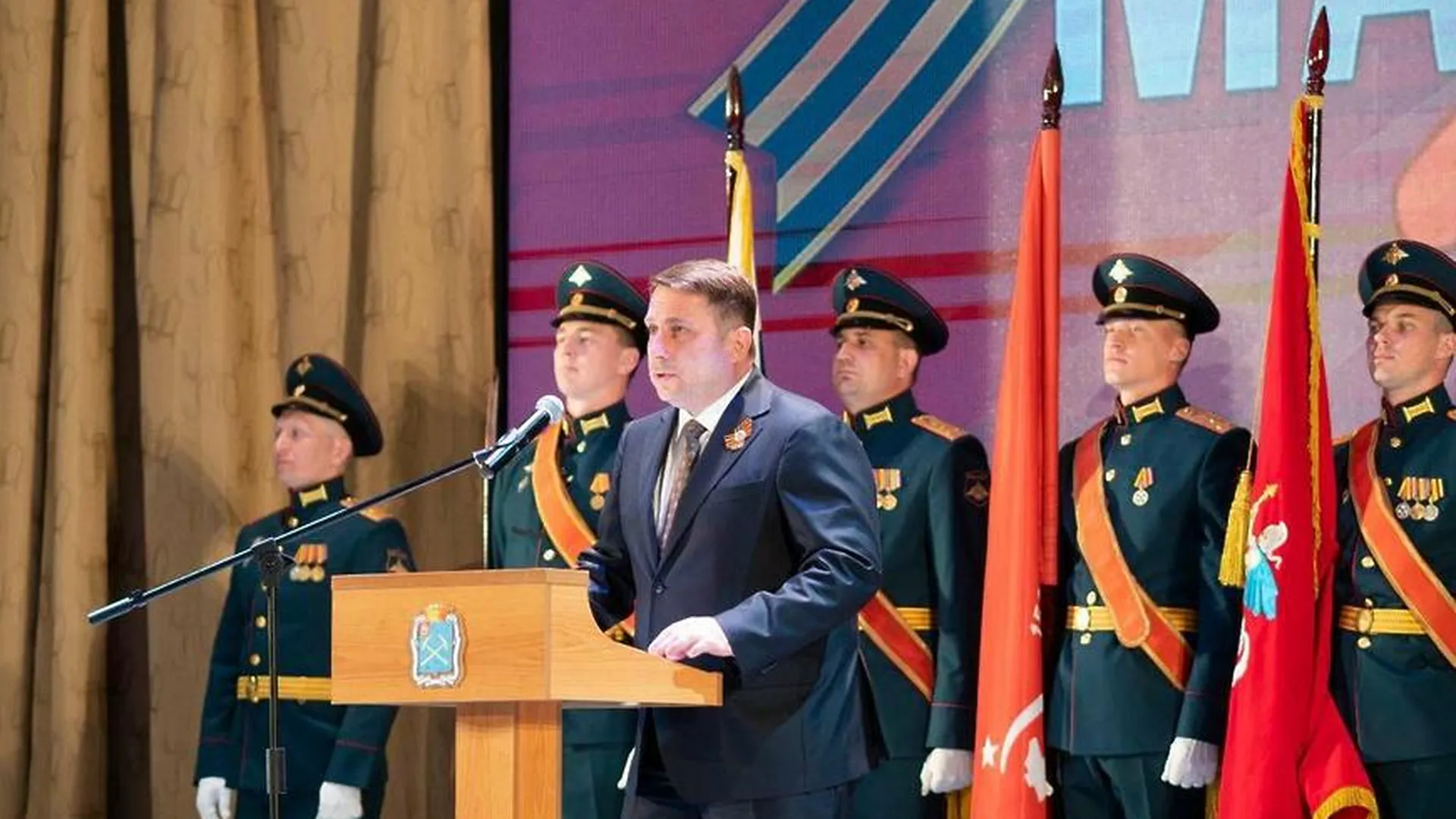 Глава Подольска Дмитрий Жариков поздравил ветеранов c наступающим Днем Победы