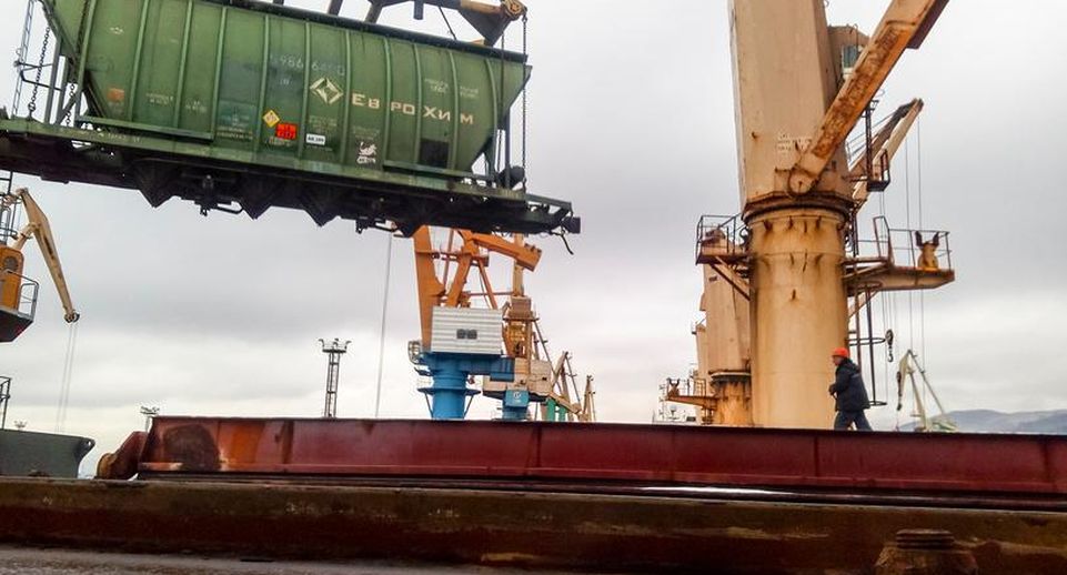 Объем перевозок контейнерных грузов в сообщении Китай - Европа вырос на 18%