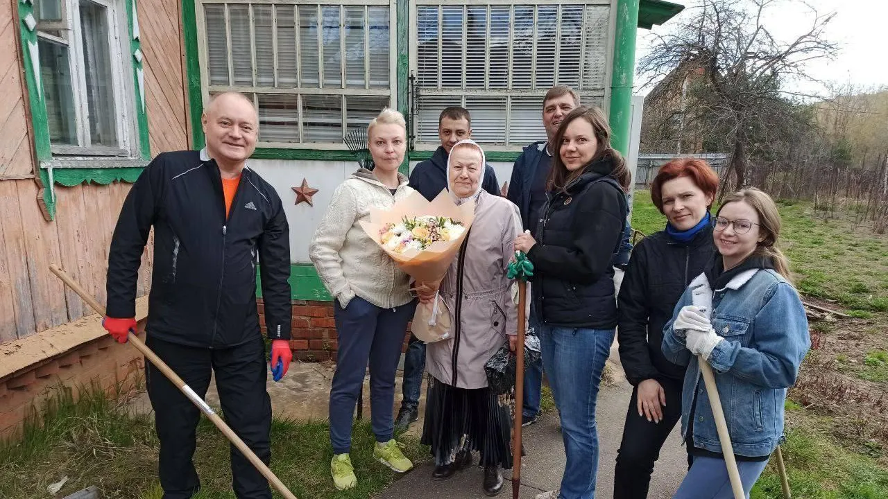 Одинокопроживающие ветераны Подмосковья получили помощь во Всероссийский субботник