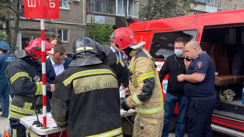 Из-под завалов дома в Нижнем Тагиле вытащили школьницу