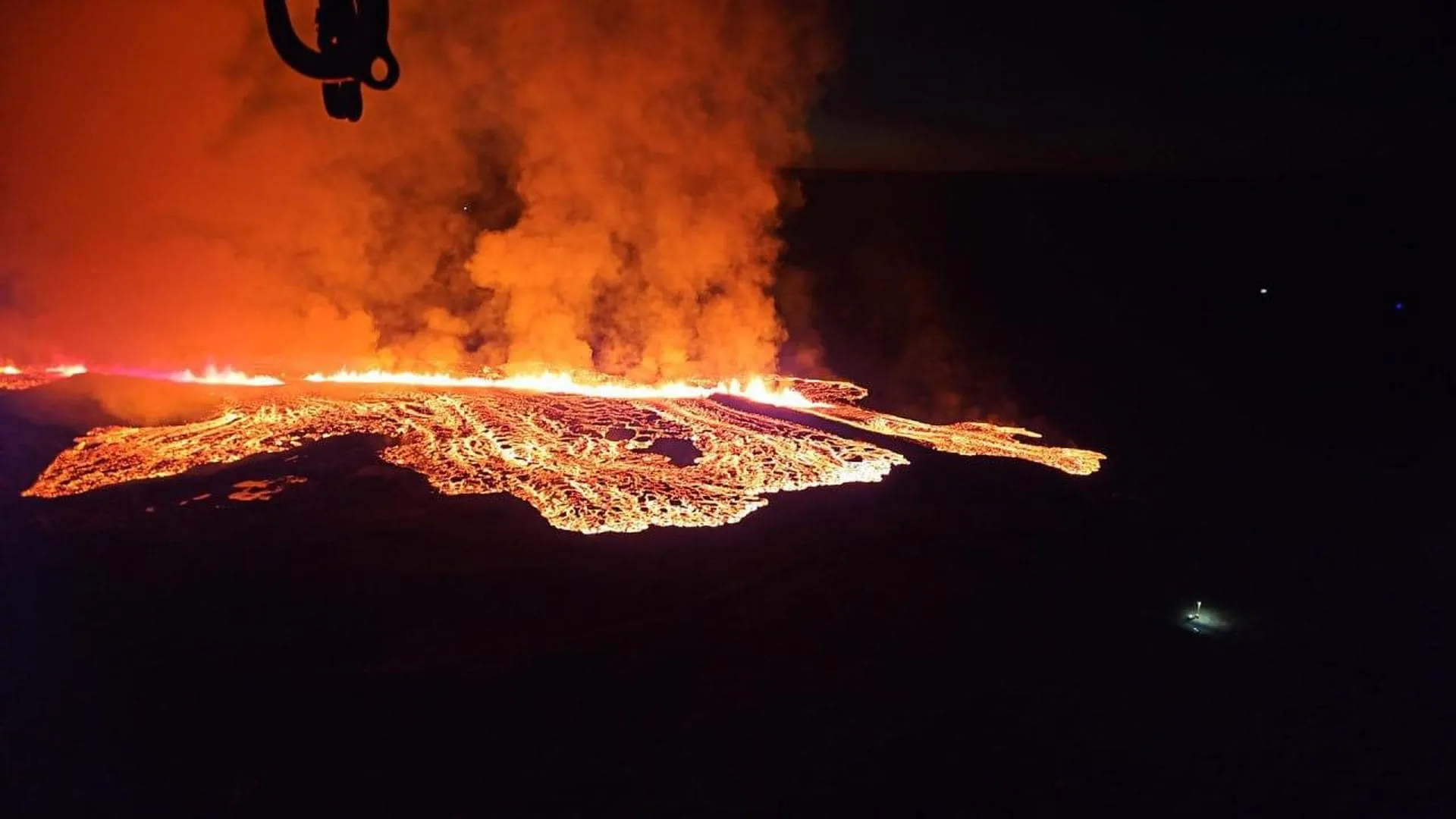 В Исландии эвакуировали город Гриндавик из‑за проснувшегося вулкана