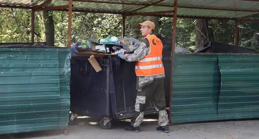 В Красногорске стартовал пилотный проект «Чистая контейнерная площадка»