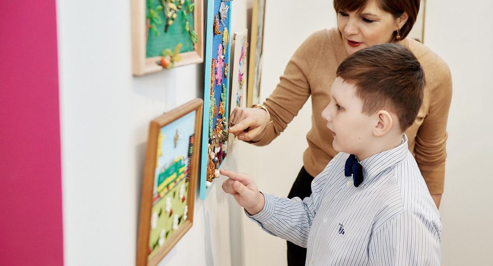 В Подмосковье стартовал конкурс детских рисунков «Это моя семья»