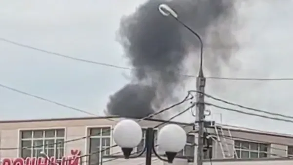 В Домодедове загорелась крыша лицея, находящегося на реконструкции
