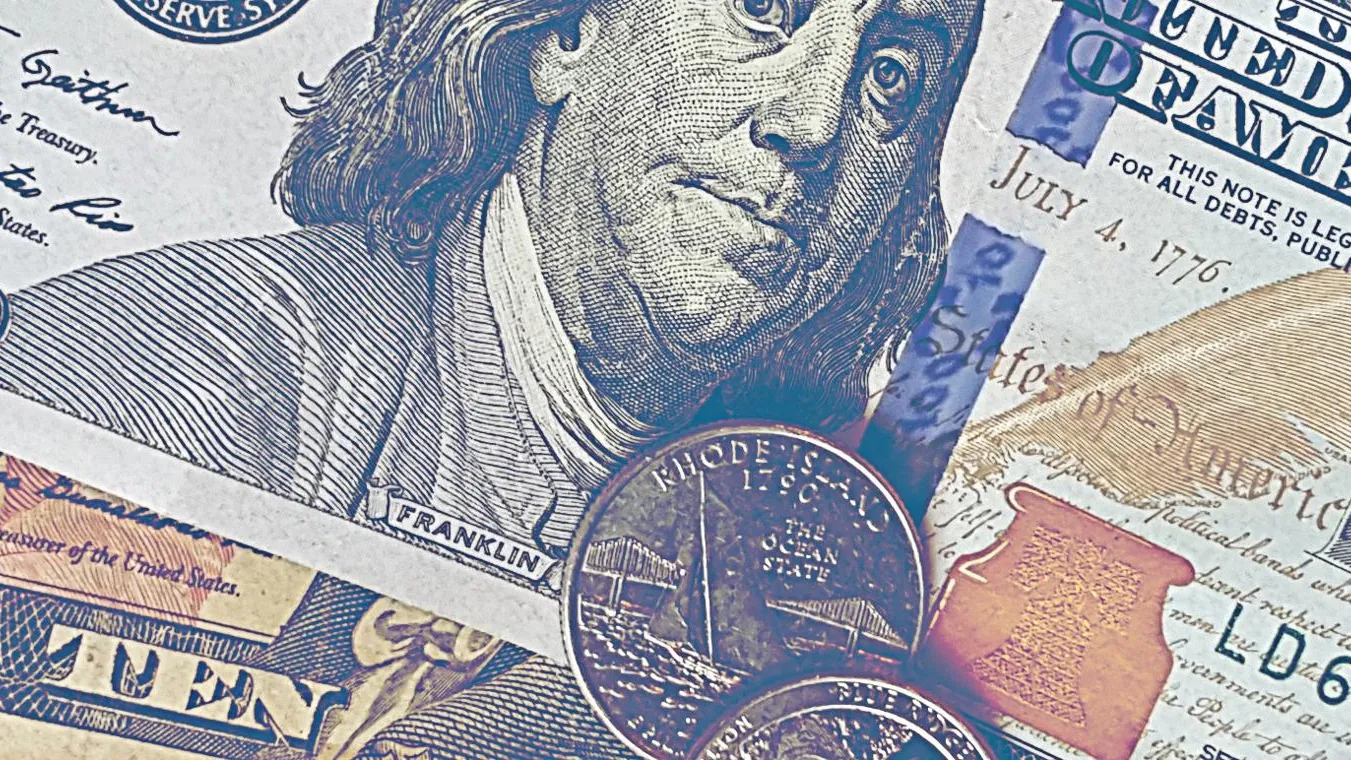 Экономист Ордов: госдолг США не обрушится, пока мир не откажется от доллара