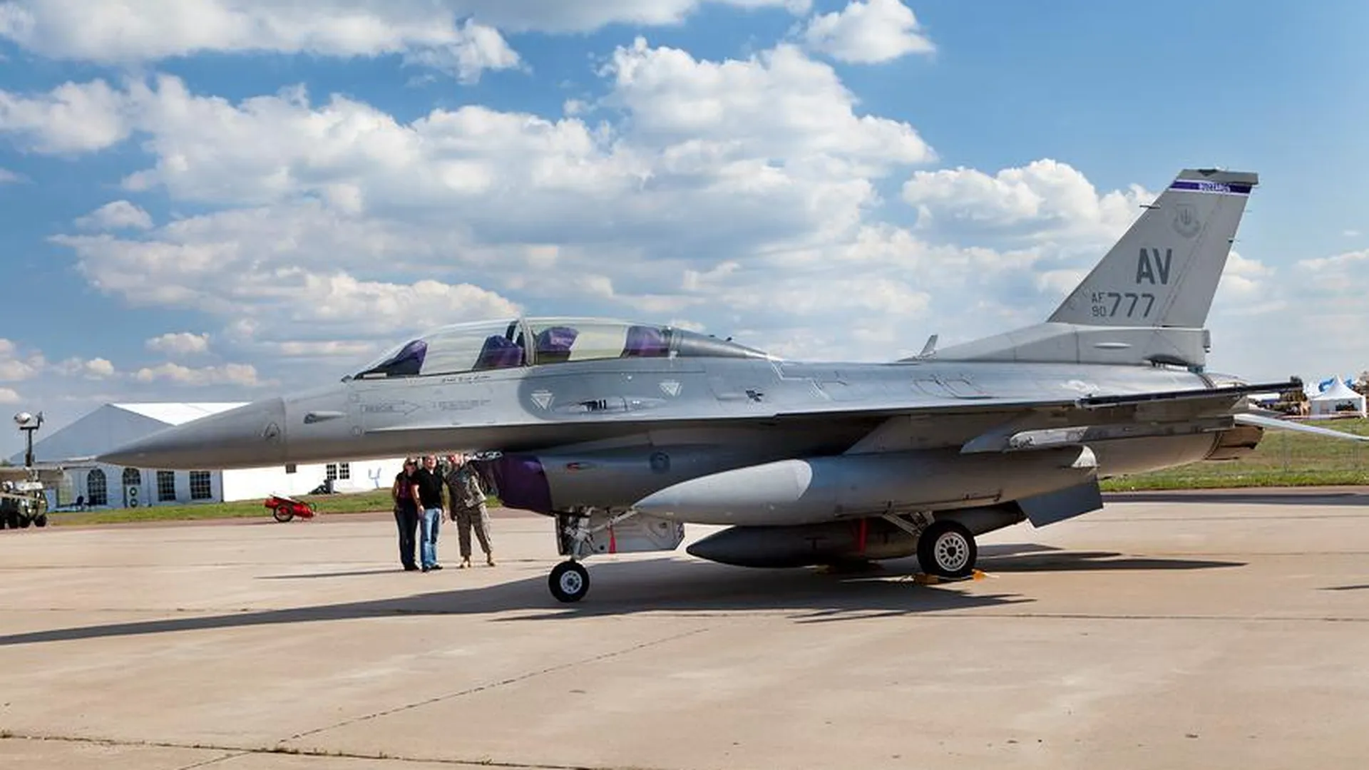 Полеты украинцев на F-16 нарекли «билетом в один конец»