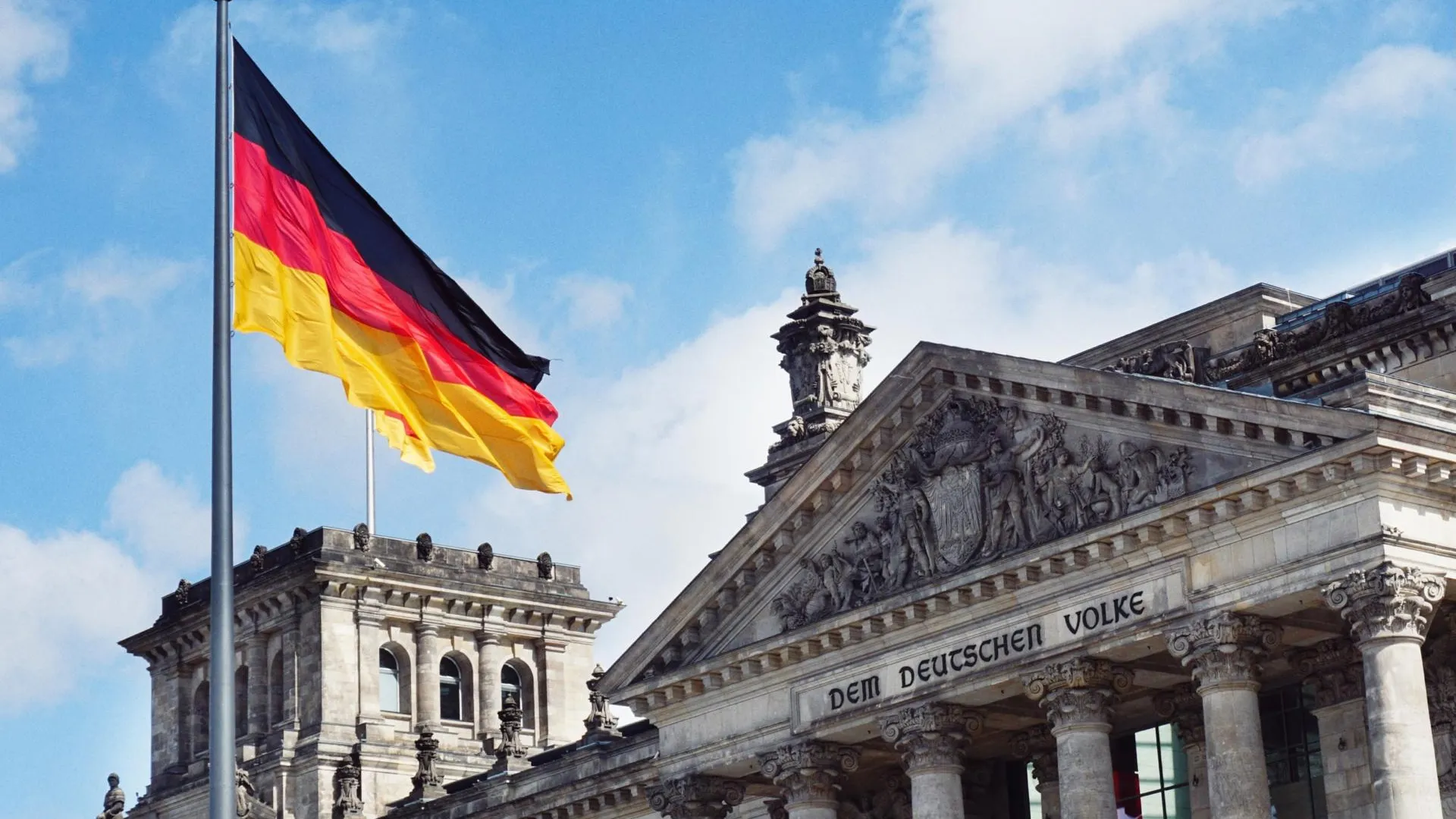Эксперты посоветовали жителям Германии готовиться к трудностям из‑за экономики
