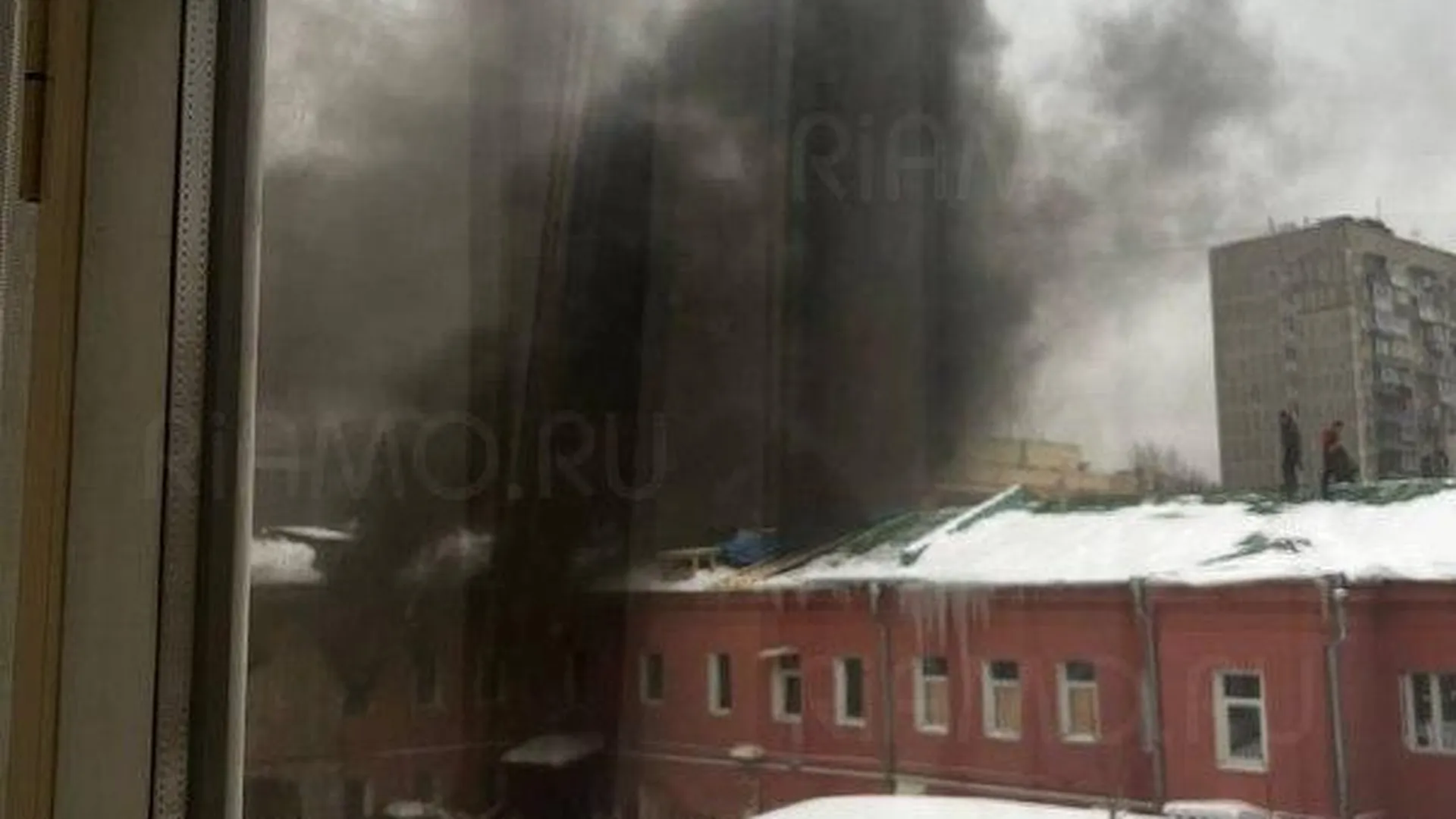 Видео пожара на ул. Гиляровского в центре Москвы