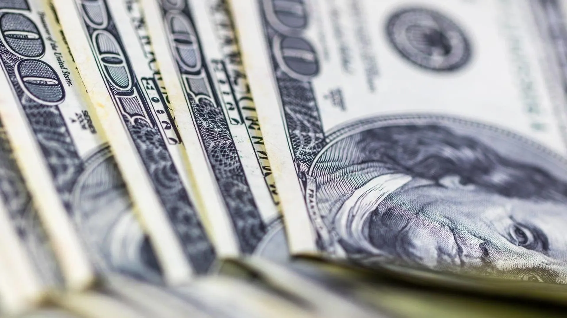 Можин: БРИКС может предложить альтернативу при крахе доллара