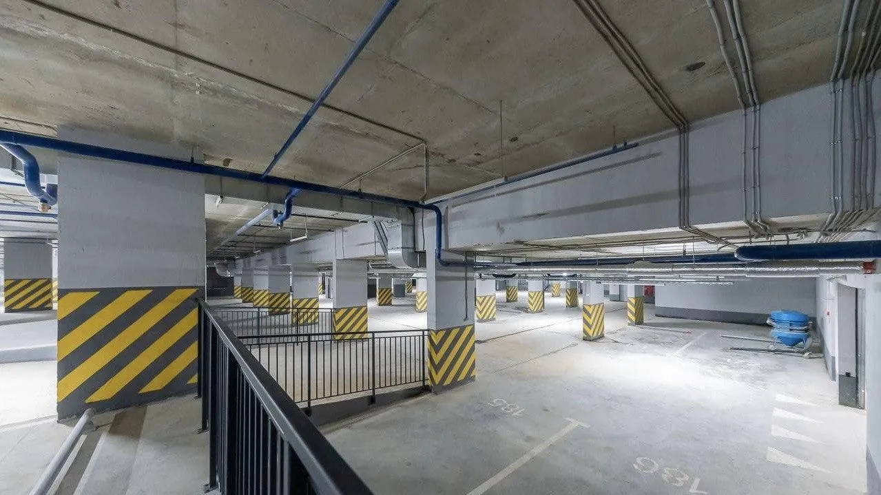 Подземный паркинг на 318 машино-мест ввели в эксплуатацию в Мытищах