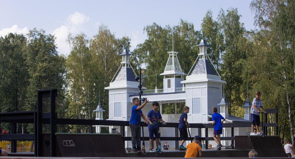 Центральный парк в округе Пушкинский стал вторым по посещаемости в Подмосковье