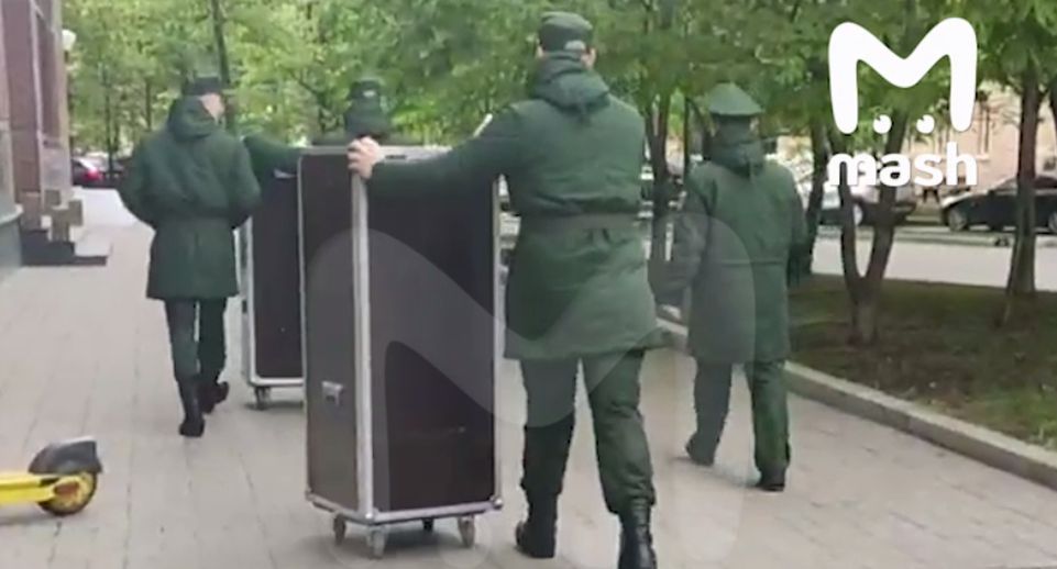 Из столичной квартиры арестованного генерала Кузнецова изъяли 2 ящика документов